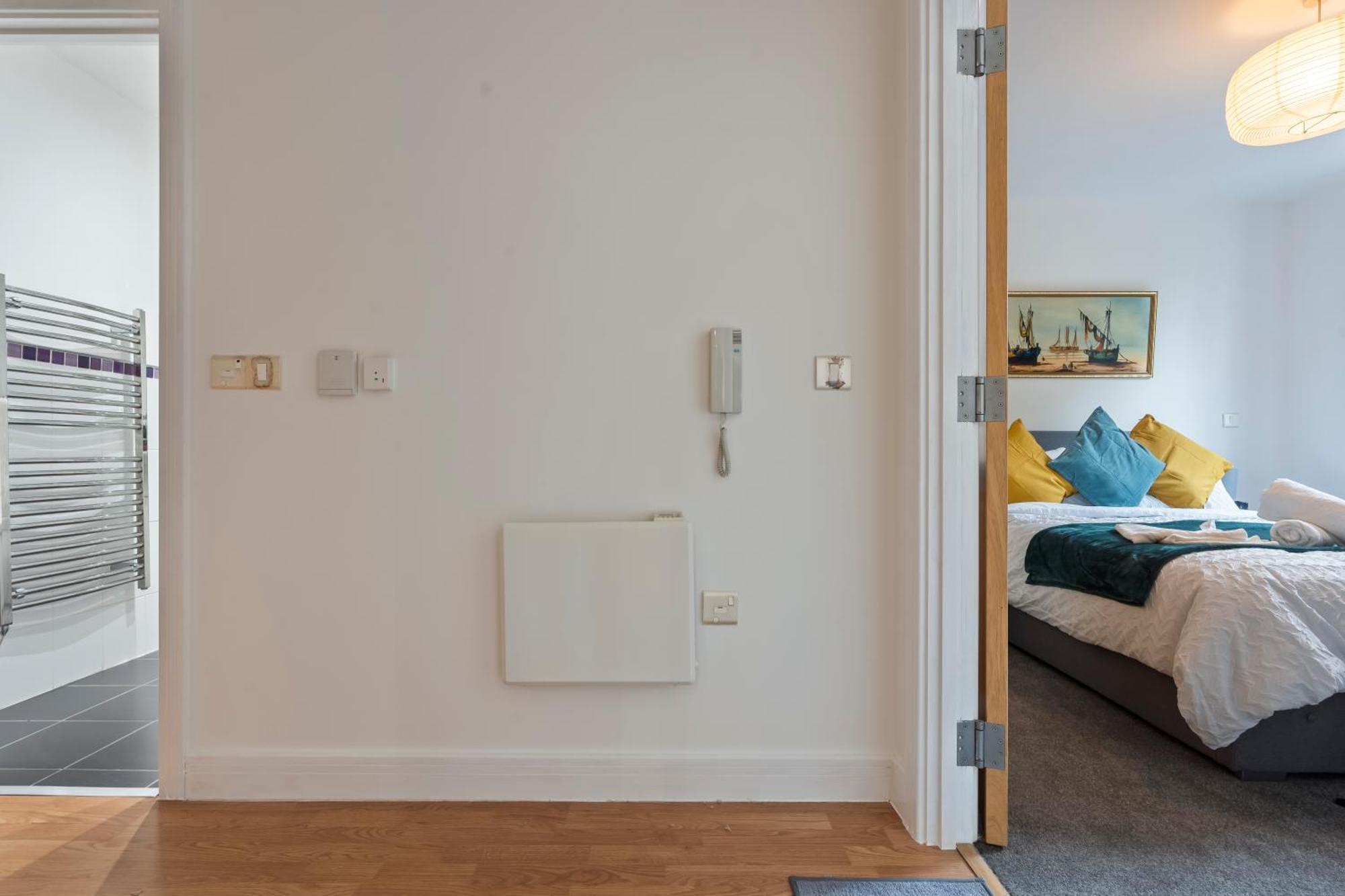 Heart Of City Centre Luxury Apartment With Secure Underground Parking Birmingham Esterno foto