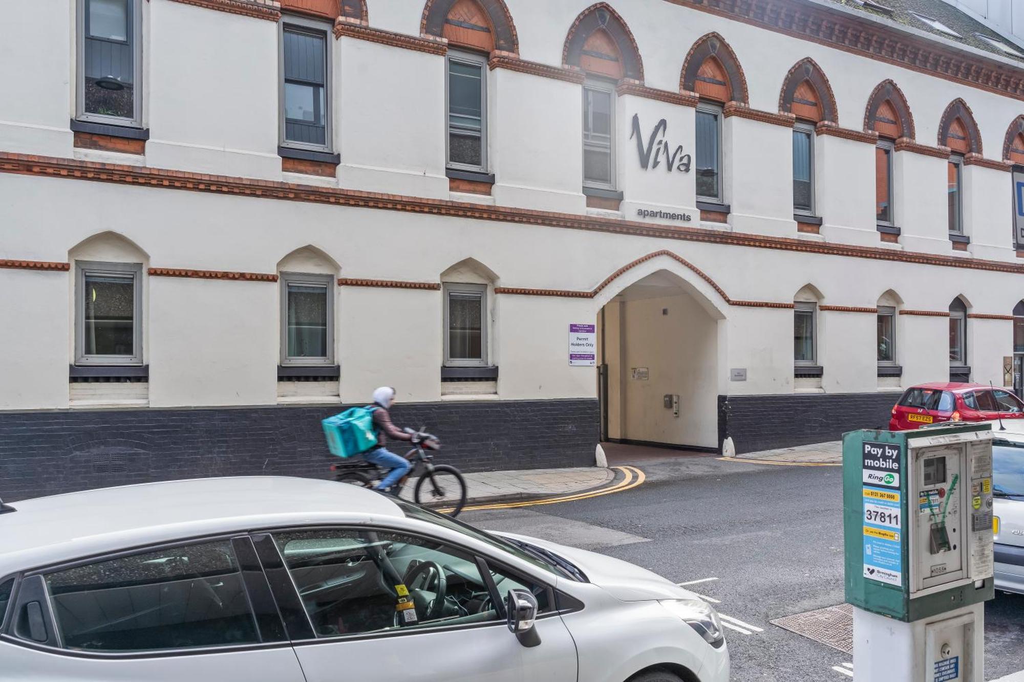 Heart Of City Centre Luxury Apartment With Secure Underground Parking Birmingham Esterno foto