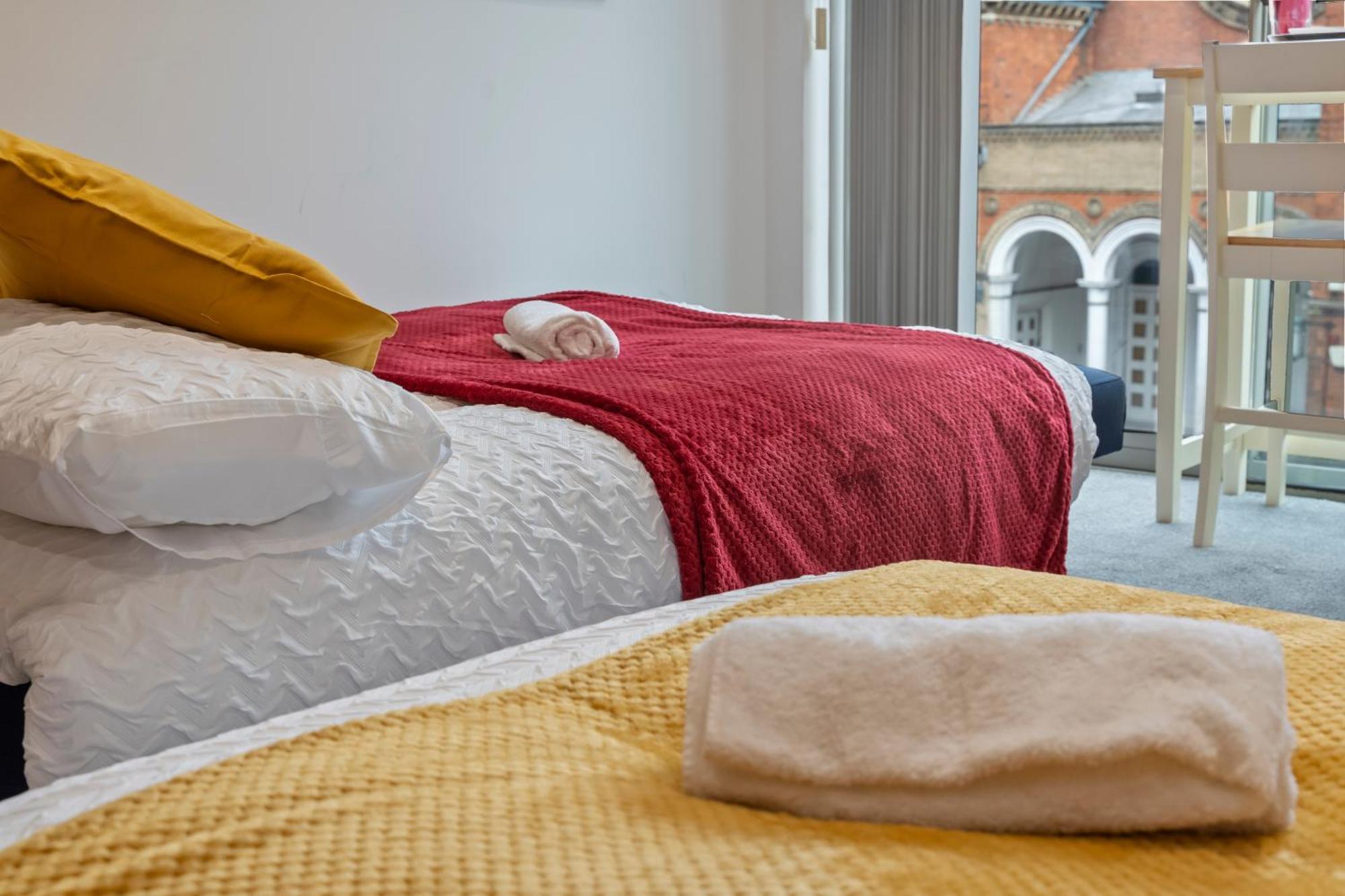 Heart Of City Centre Luxury Apartment With Secure Underground Parking Birmingham Esterno foto